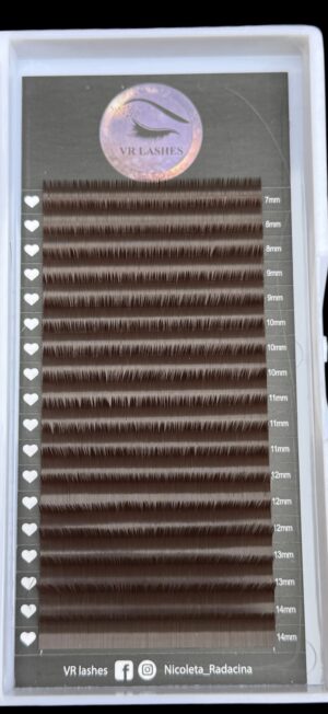 brown lashes